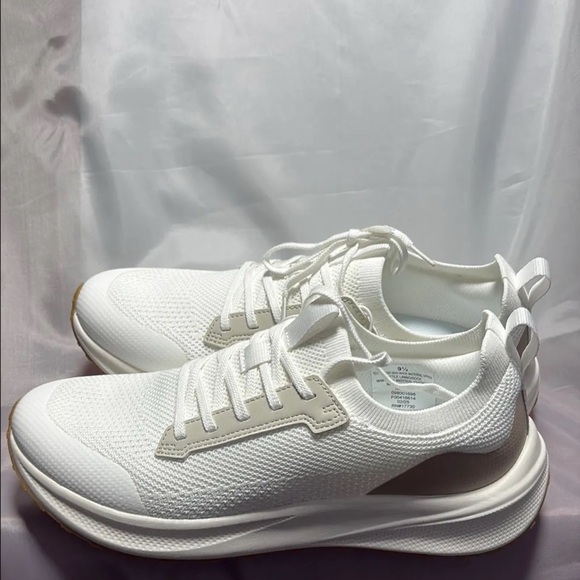 Men's Lee Knit Sneakers with Memory Foam Insole - Goodfellow & Co™ White 9.5: - Picture 6 of 8